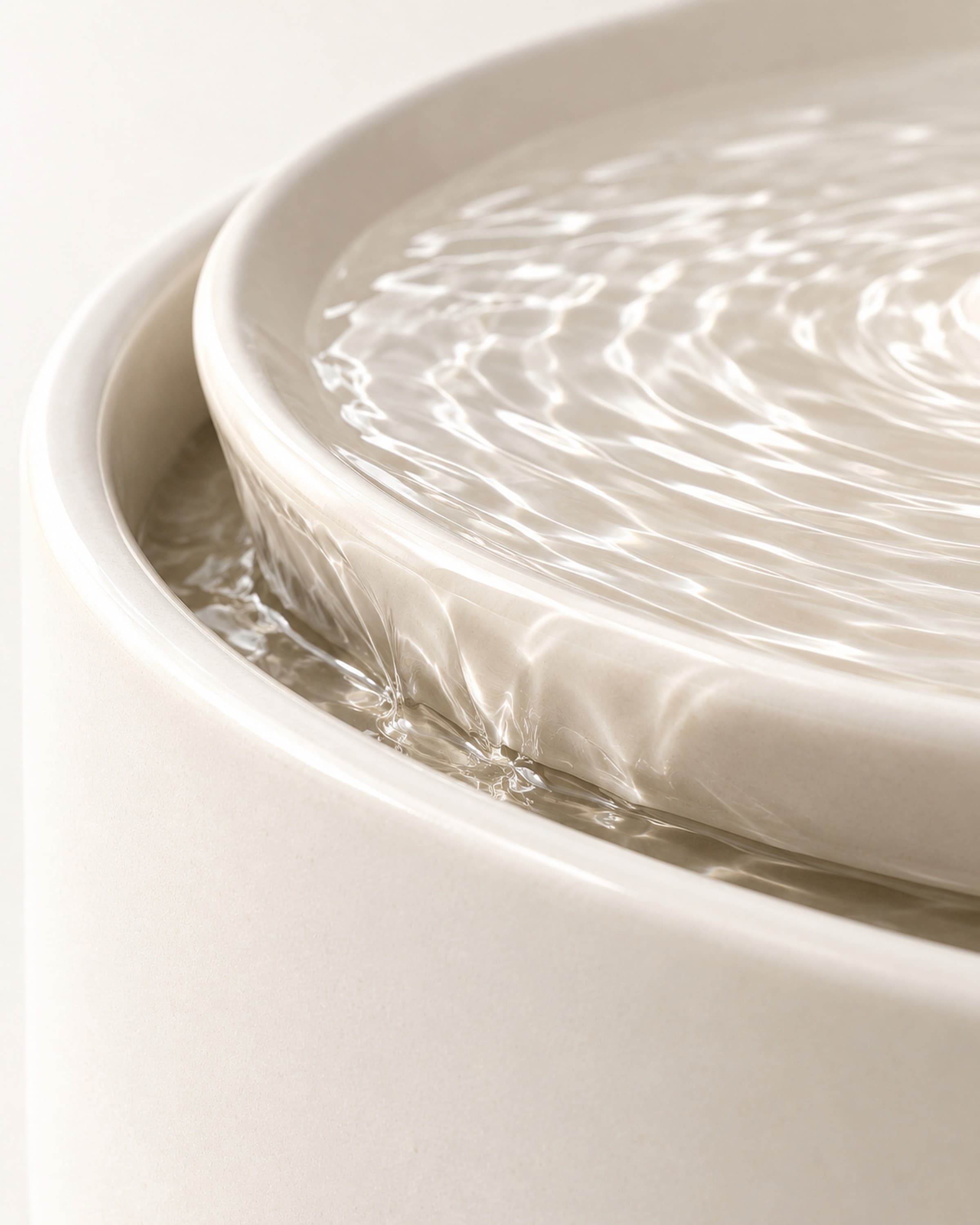 Wasserfilm auf der Glasur, Makro